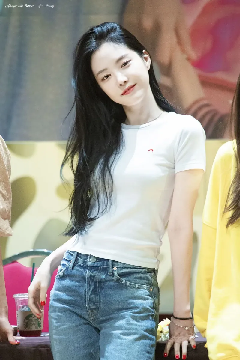 Naeun1671.jpg