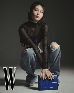 IVE Gaeul for W Korea x Dolce & Gabbana