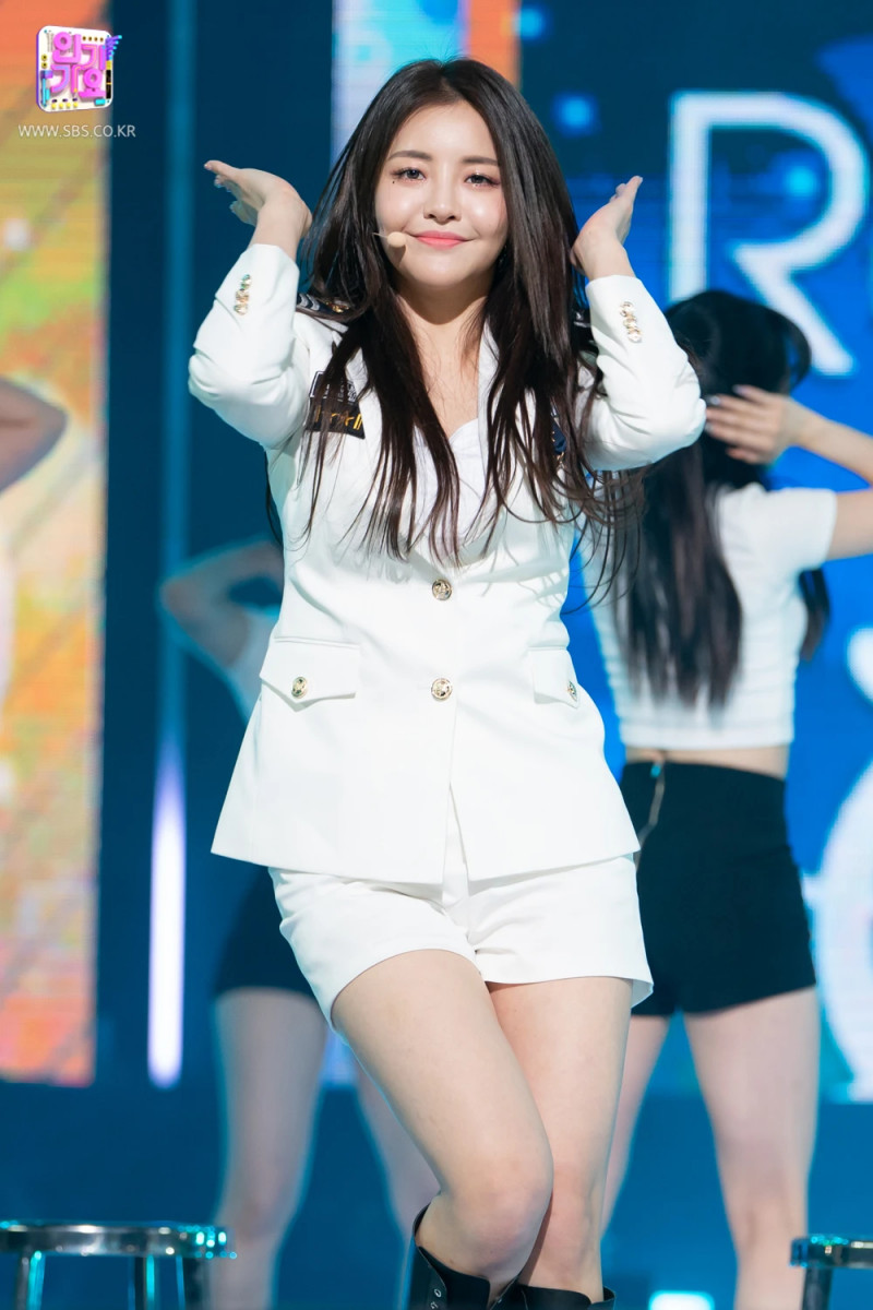 210321 Brave Girls - Rollin' at Inkigayo documents 12