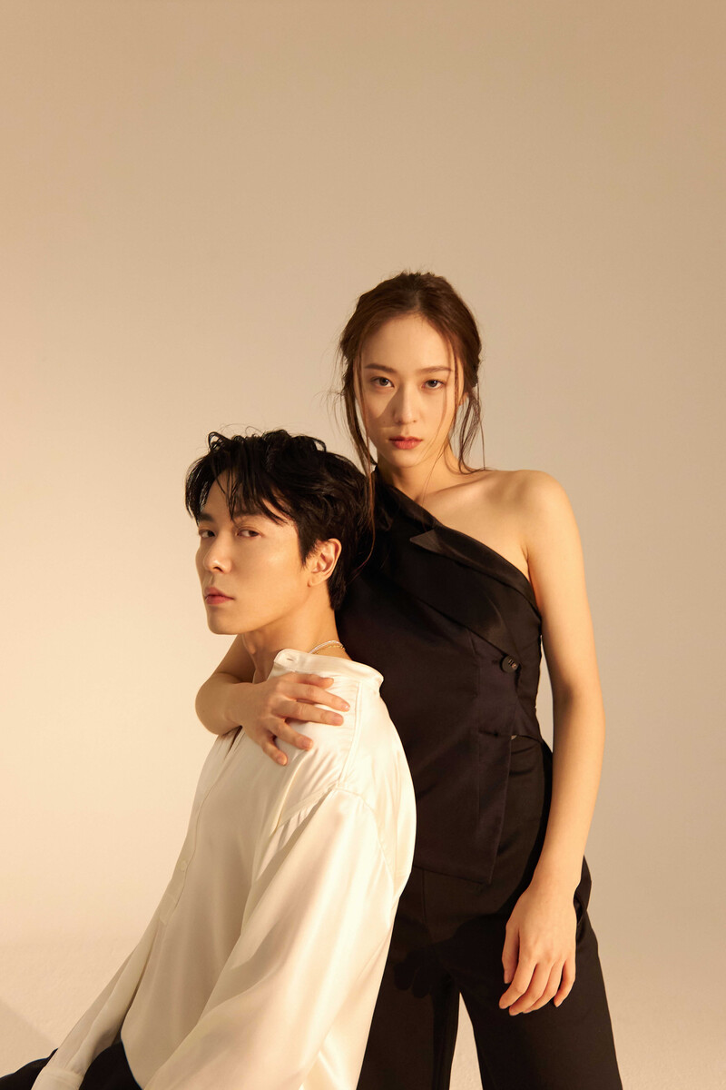 Krystal & Kim Jaewook for Cosmopolitan Korea March 2022 Issue documents 2