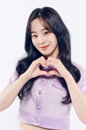 Girls Planet 999 - C Group Introduction Profile Photos - Li Yiman