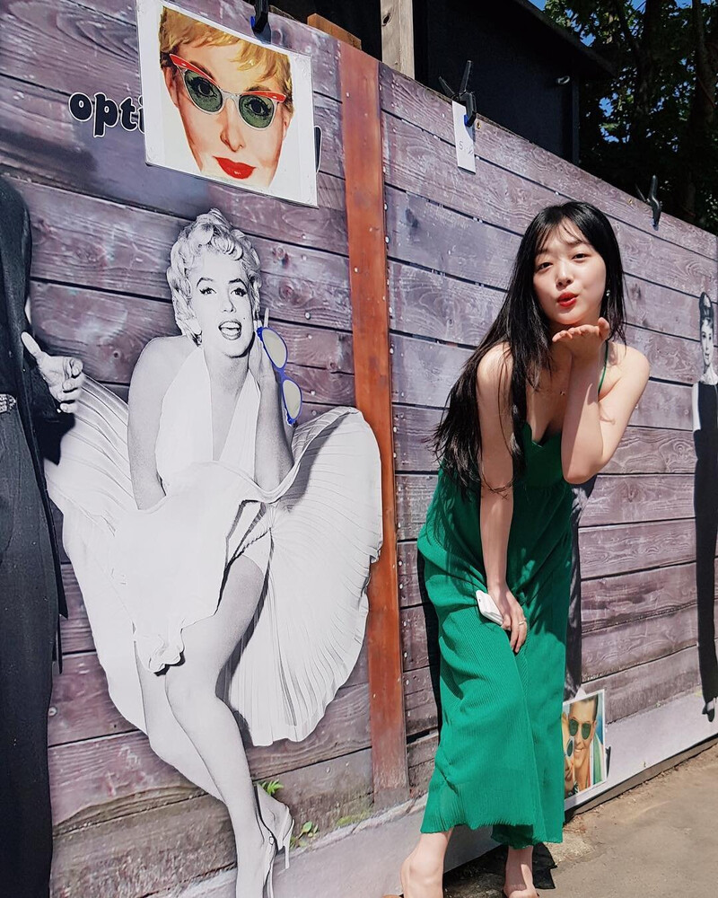 180709 Sulli Instagram update documents 14