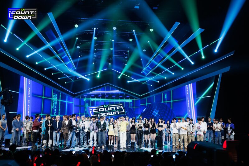 230504 M Countdown MC's Miyeon, Joohoney & Saena documents 15