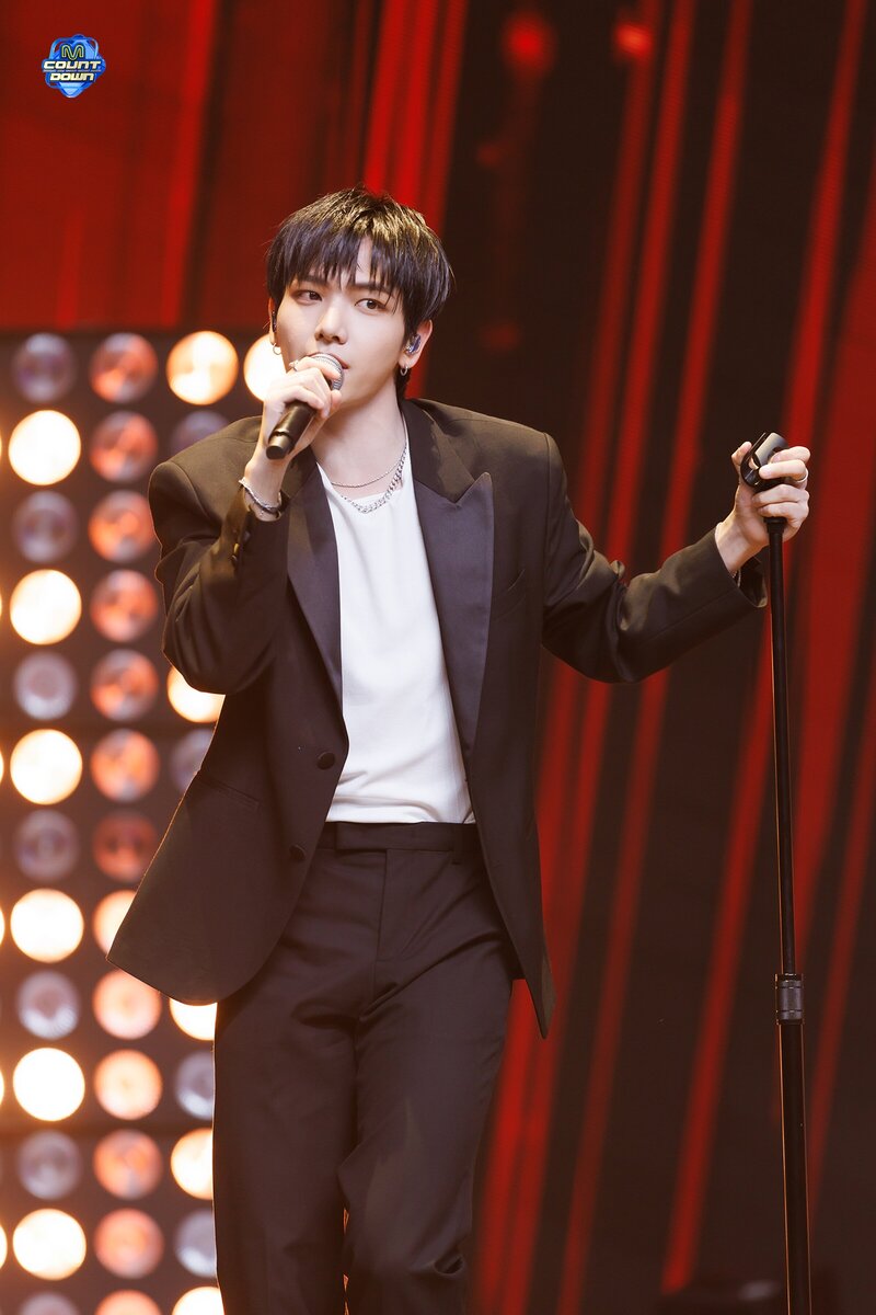 240111 MC Jaehyun - 'Standing Next to You' Special Stage at M Countdown documents 20