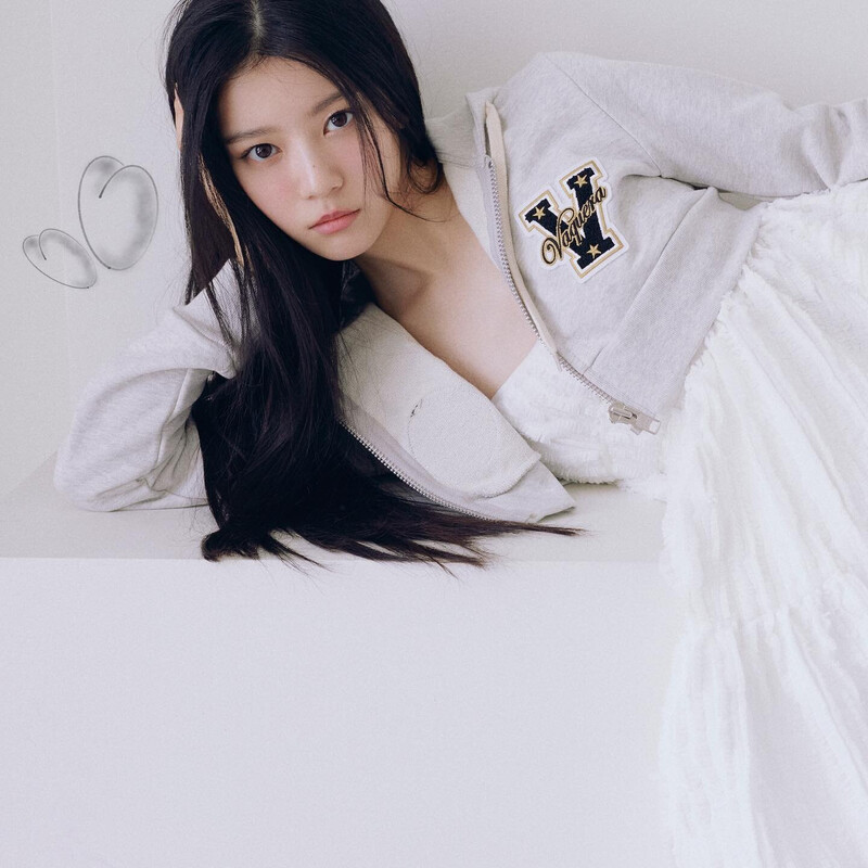 I'LL-LIT Moka Profile Photos X Vogue Korea documents 1