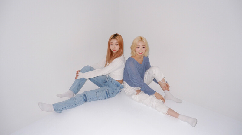 230202 SECRET NUMBER Weverse Update - Minji & Léa documents 3