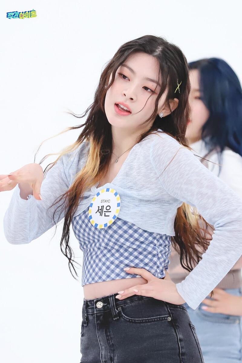 210908 MBC Naver Post - STAYC at Weekly Idol documents 16