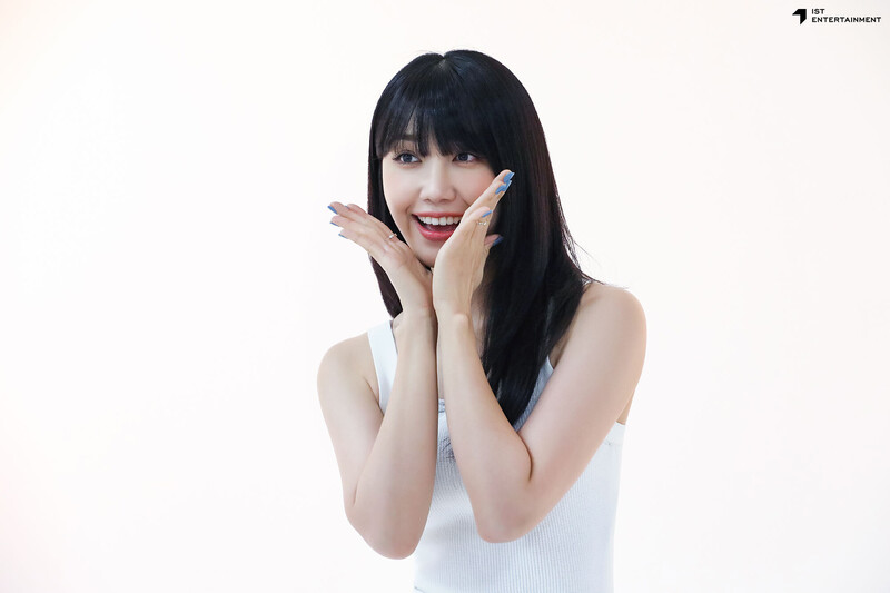 230515 IST Naver post - EUNJI behind the scenes for 'Sangkwaehwan' commercial documents 7