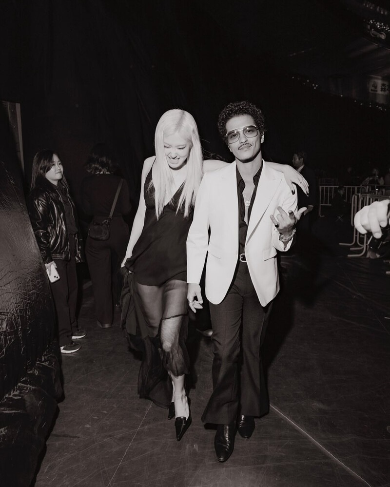 241124 - ROSÉ Instagram Update with Bruno Mars documents 8