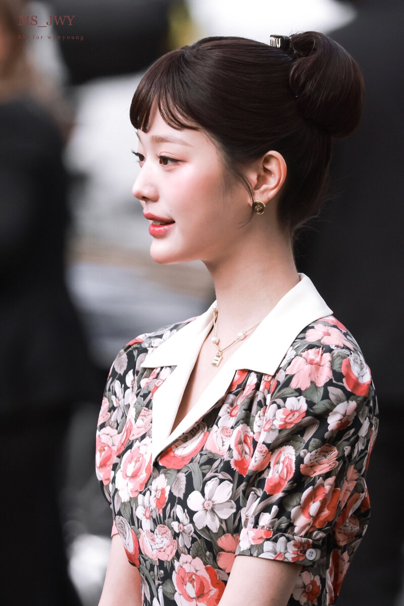 241001 IVE Wonyoung - Miu Miu SS25 Show at Paris Fashion Week documents 5