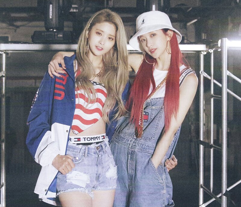 [SCANS] EXID - Lady documents 7