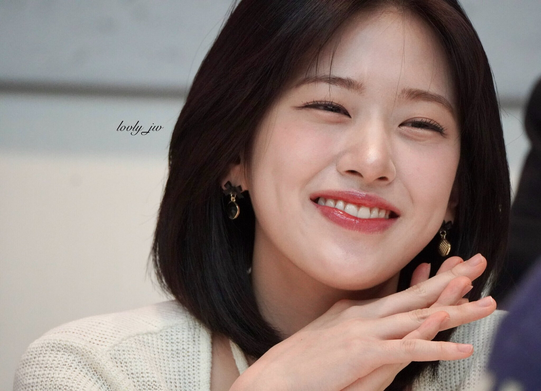 240209 Yujin at Fansign Event in Japan | kpopping