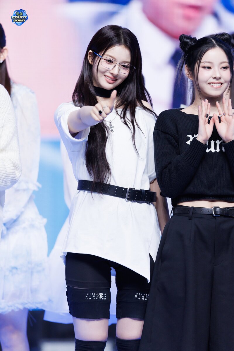 240125 NMIXX Sullyoon - 'DASH' at M Countdown documents 9