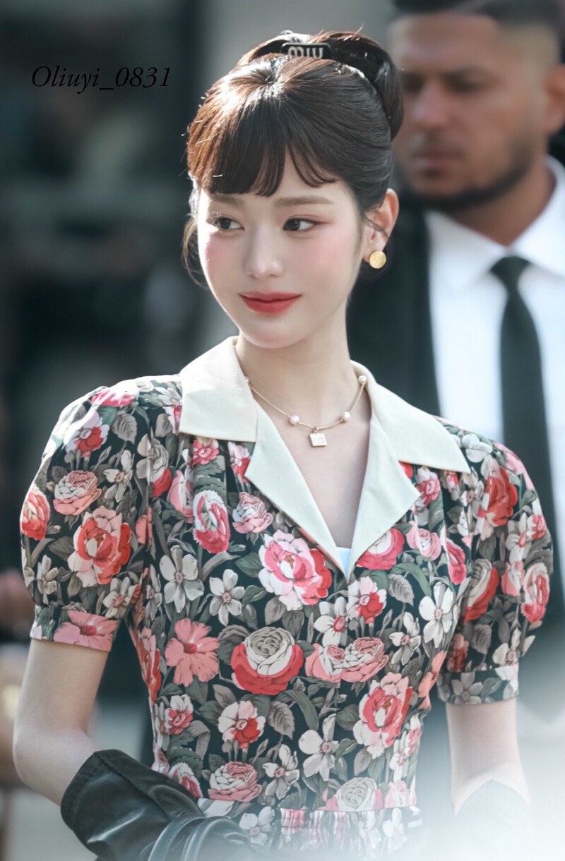 241001 IVE Wonyoung - Miu Miu SS25 Show at Paris Fashion Week documents 9