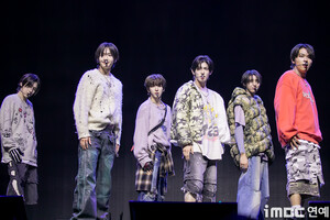 250120 KickFlip - 'Flip it, Kick it' Debut Showcase