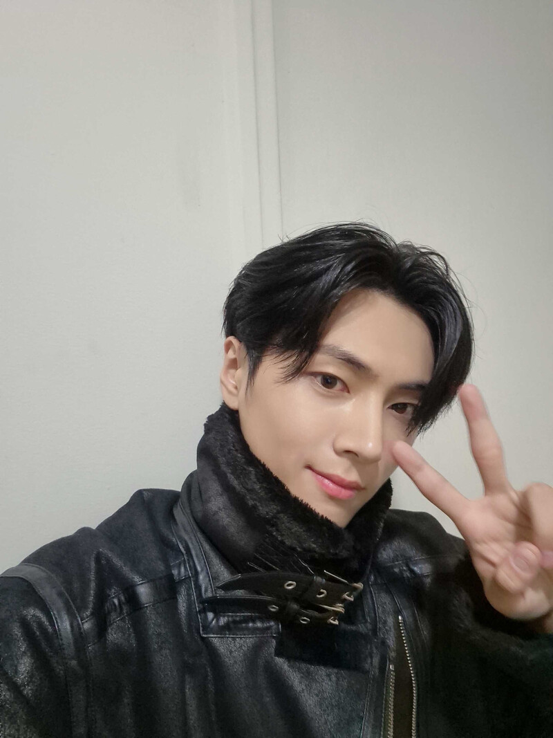 241030 - ENHYPEN JAY WEVERSE UPDATE documents 1