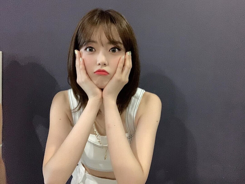 200623 Suyeon Instagram update documents 3