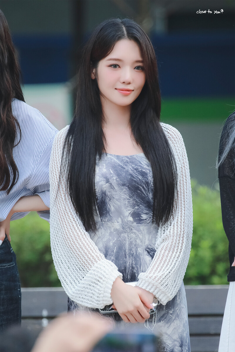 220703 fromis_9 Jisun documents 8