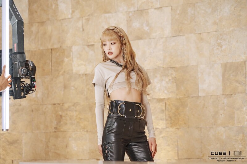 221106 Cube Naver Post - (G)I-DLE 'Nxde' MV Shoot documents 10