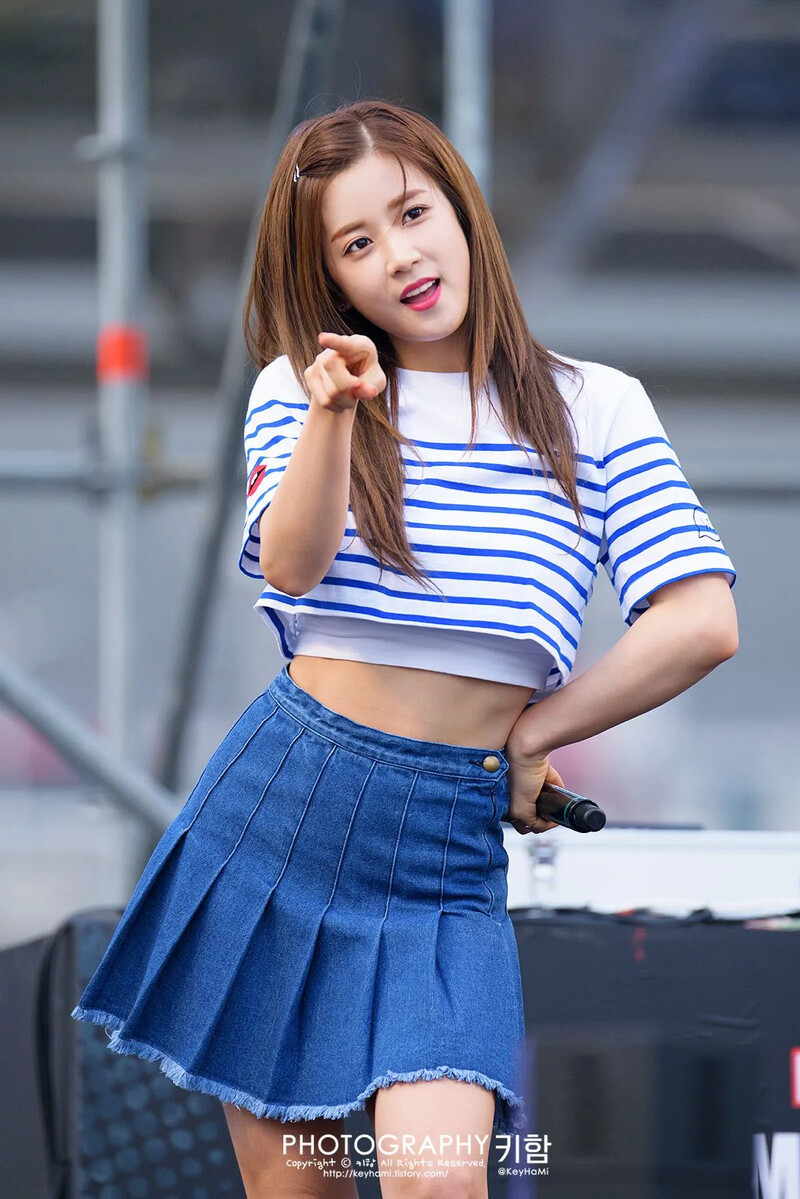 Chorong59_1.jpg