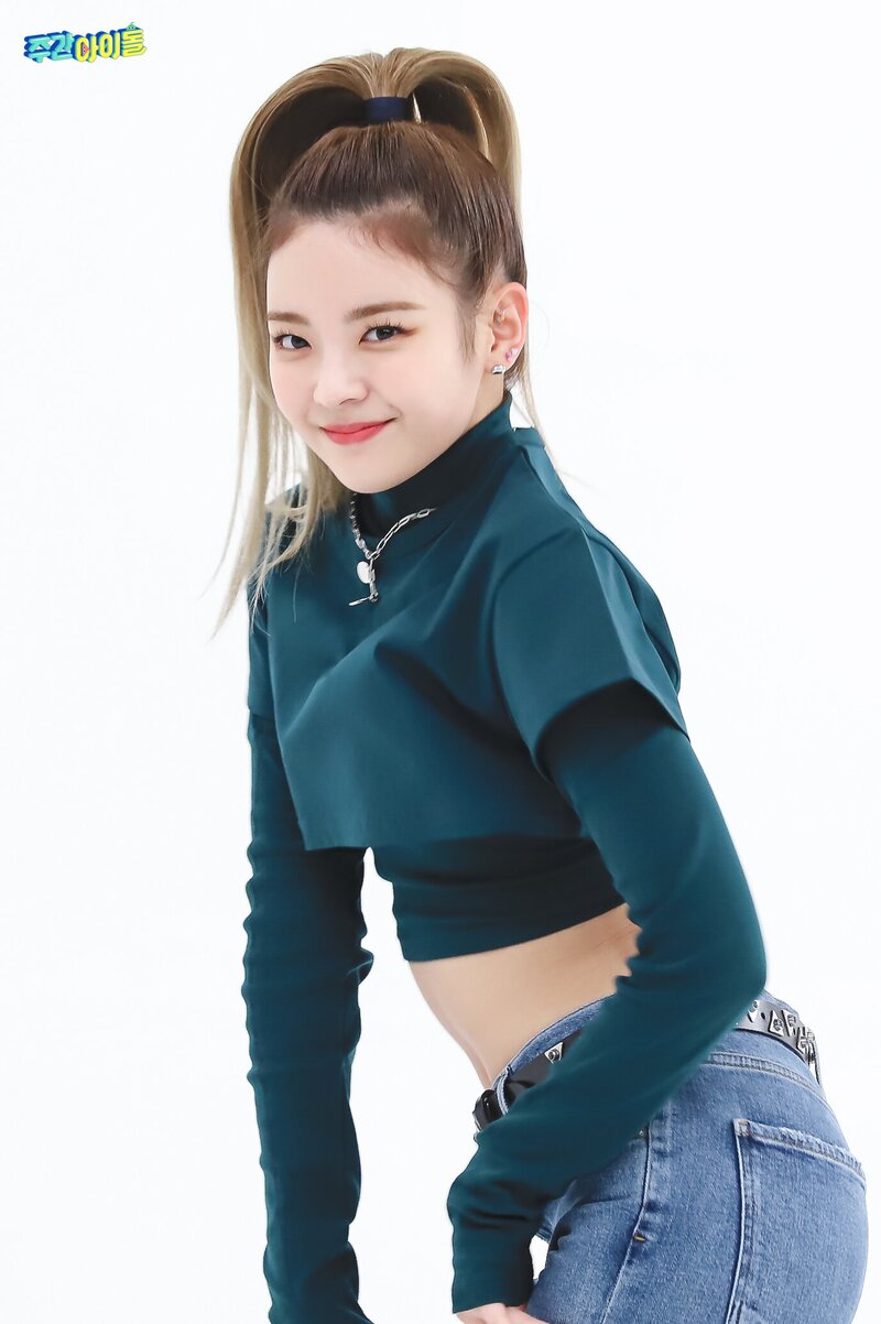 210929 MBC Naver Post - ITZY at Weekly Idol documents 19