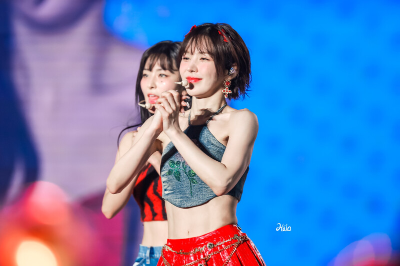 230402 Red Velvet Wendy - 'R to V' Concert in Seoul Day 2 documents 3