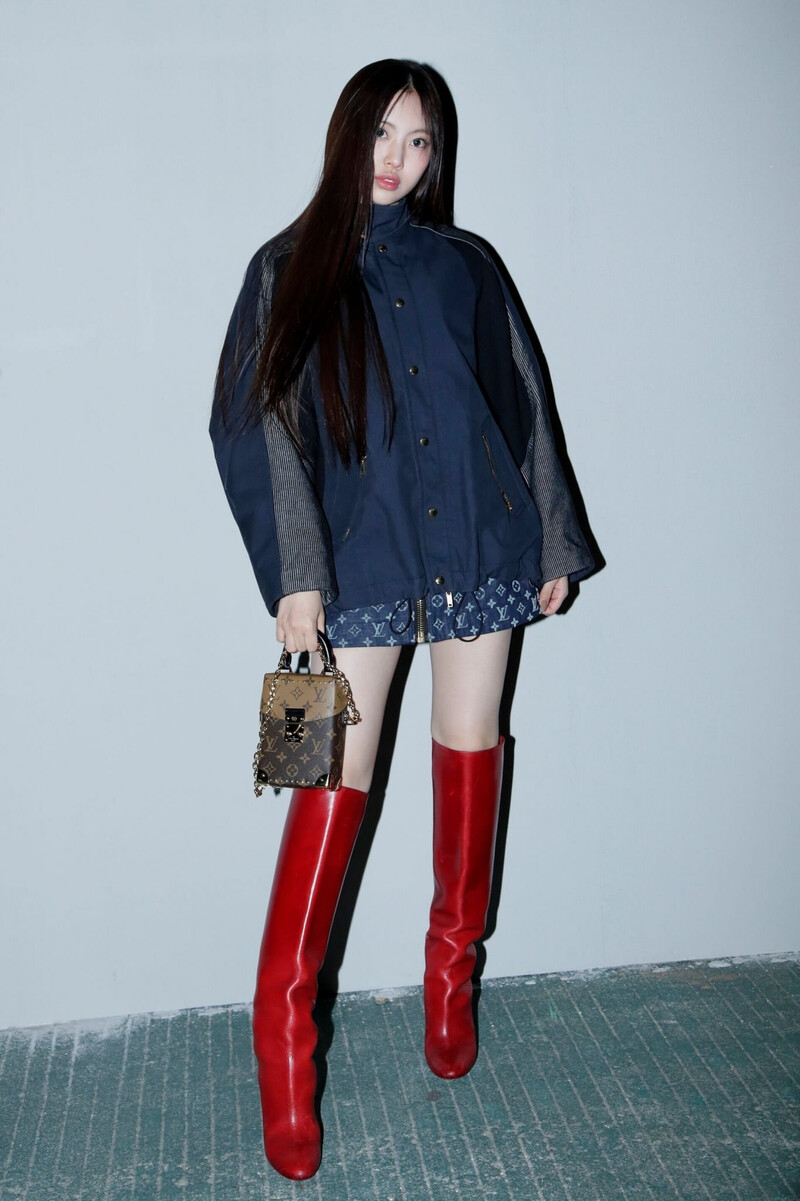 230429 HYEIN- LOUIS VUITTON Pre Fall 23 Fashion Show at Seoul documents 4