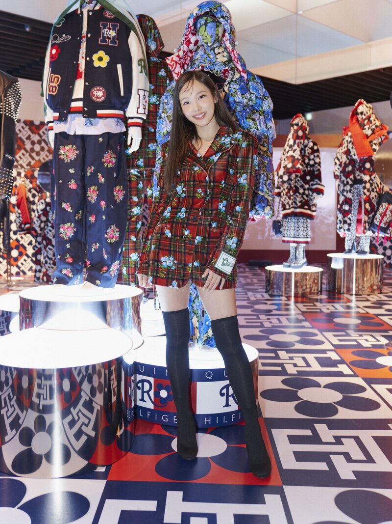 230929 TWICE Nayeon -  Tommy Hilfiger x Richard Quinn Pop-Up Store in Seoul documents 4