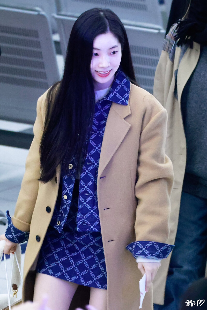 231215 TWICE Dahyun at Incheon International Airport | kpopping