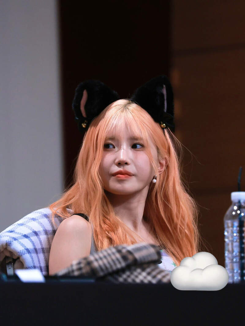 240817 fromis_9 Hayoung - SOUNDWAVE Fansign Event documents 2