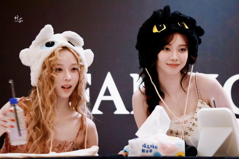 240923 aespa Karina & Winter - Macau Fansign documents 1