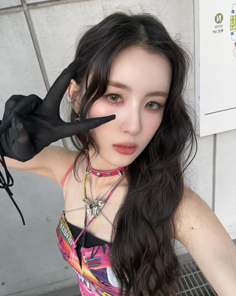 241019 LILI Instagram Update documents 2