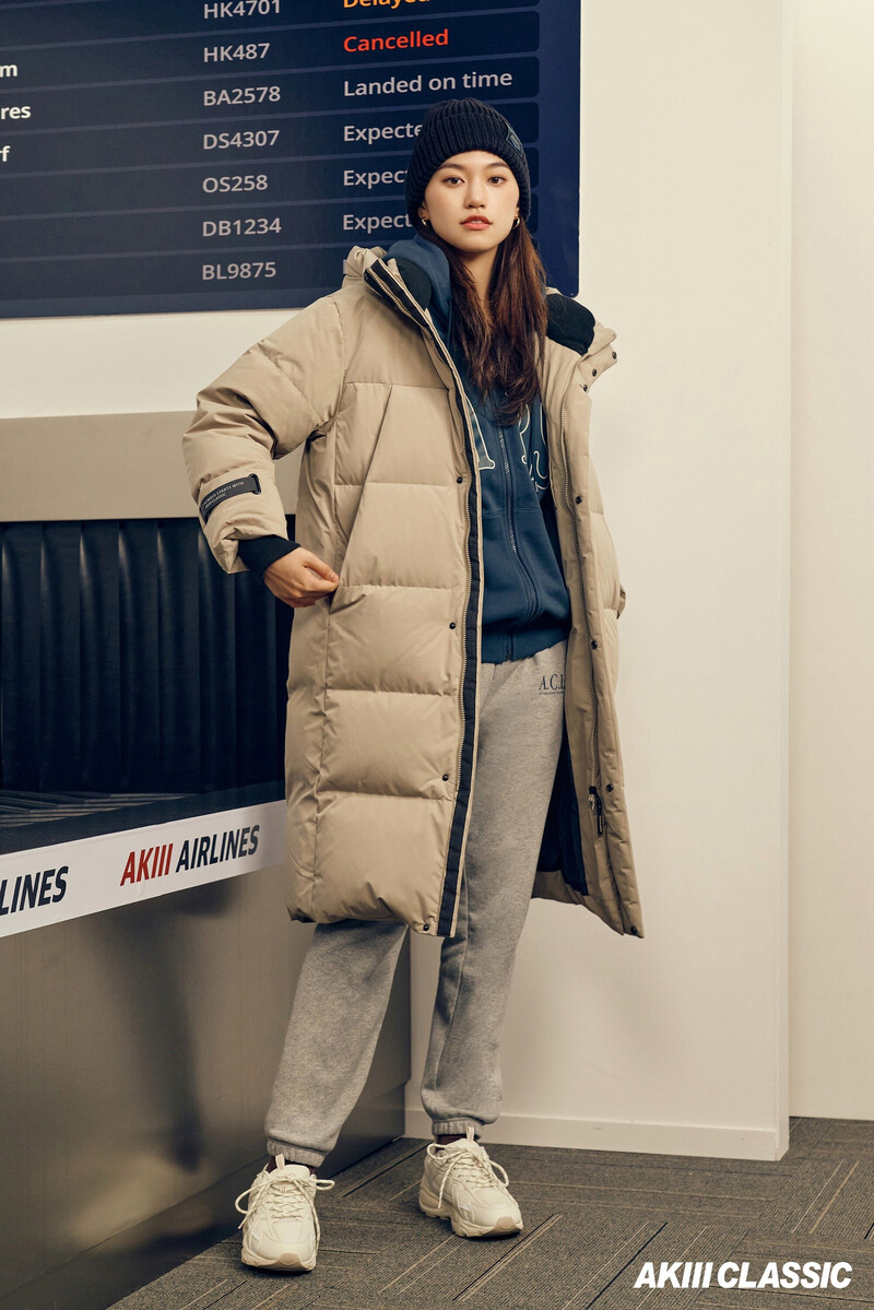 Weki Meki Doyeon for AKIII Classic 2021 Winter Collection documents 3