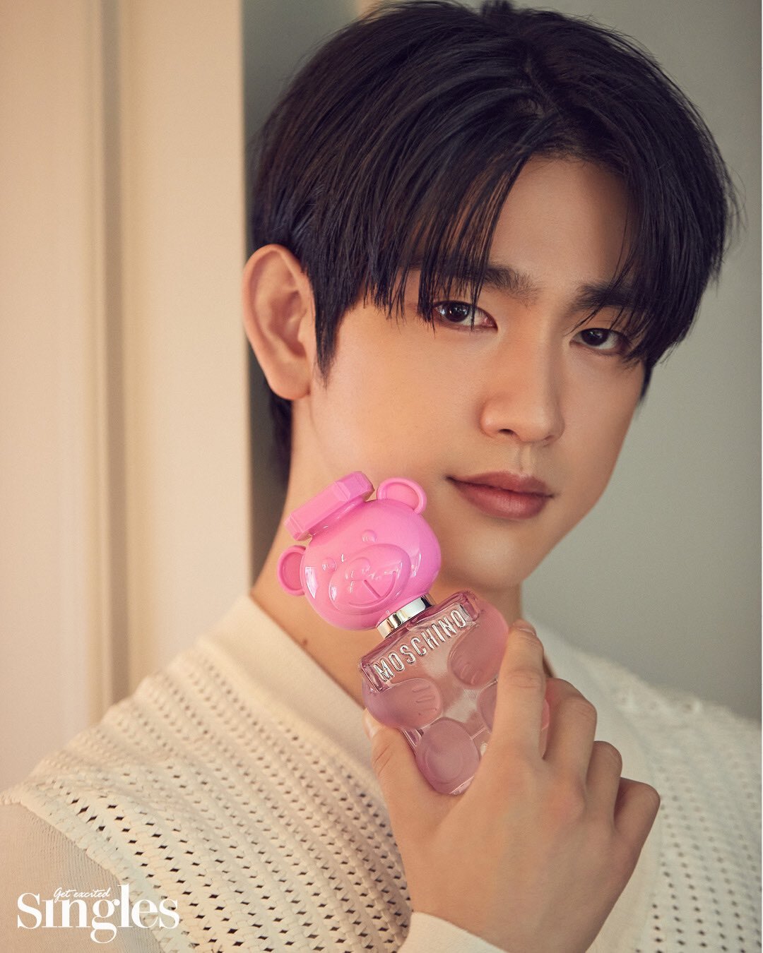 GOT7 JINYOUNG for SINGLES Magazine Korea x MOSCHINO April Issue 