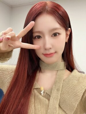 240215 - (G)I-DLE Twitter Update with MIYEON