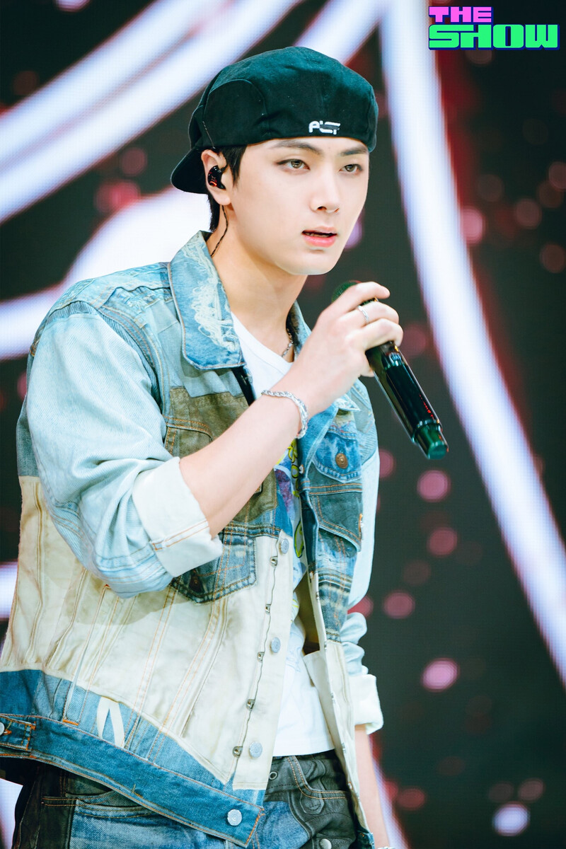 240808 ENHYPEN JAY - 'XO (ONLY IF YOU SAY YES) & BROUGHT THE HEAT BACK' AT THE SHOW documents 3