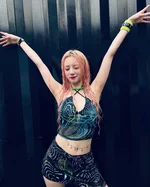 220626 (G)I-DLE Yuqi Instagram Update - 2022 Waterbomb Festival