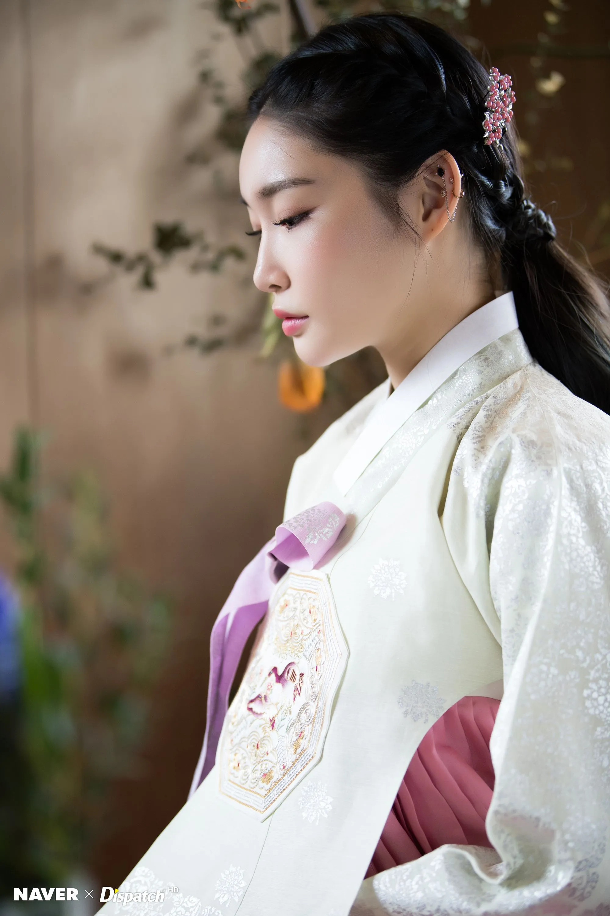Chungha - Hanbok for Lunar New Year by Naver x Dispatch | kpopping