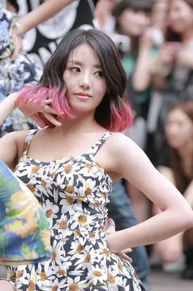 140807 Ladies' Code EunB at Myeongdong Guerrilla Concert