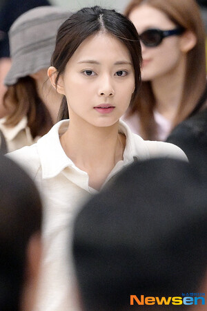 231002 TWICE Tzuyu at Incheon International Airport