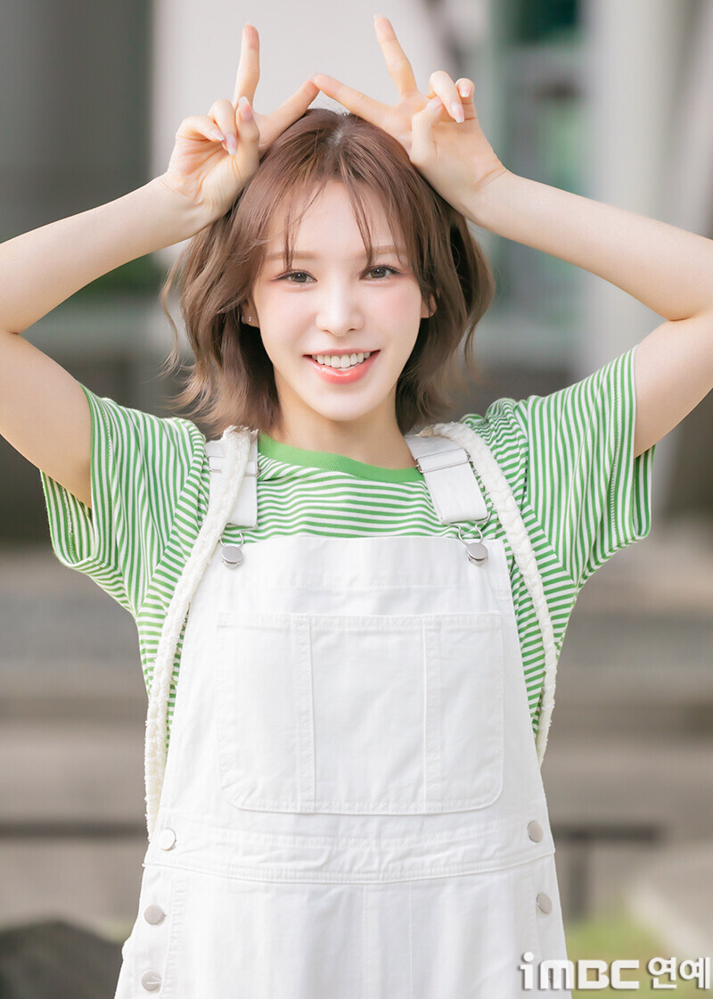 240828 Red Velvet Wendy - Young Street Commute documents 5