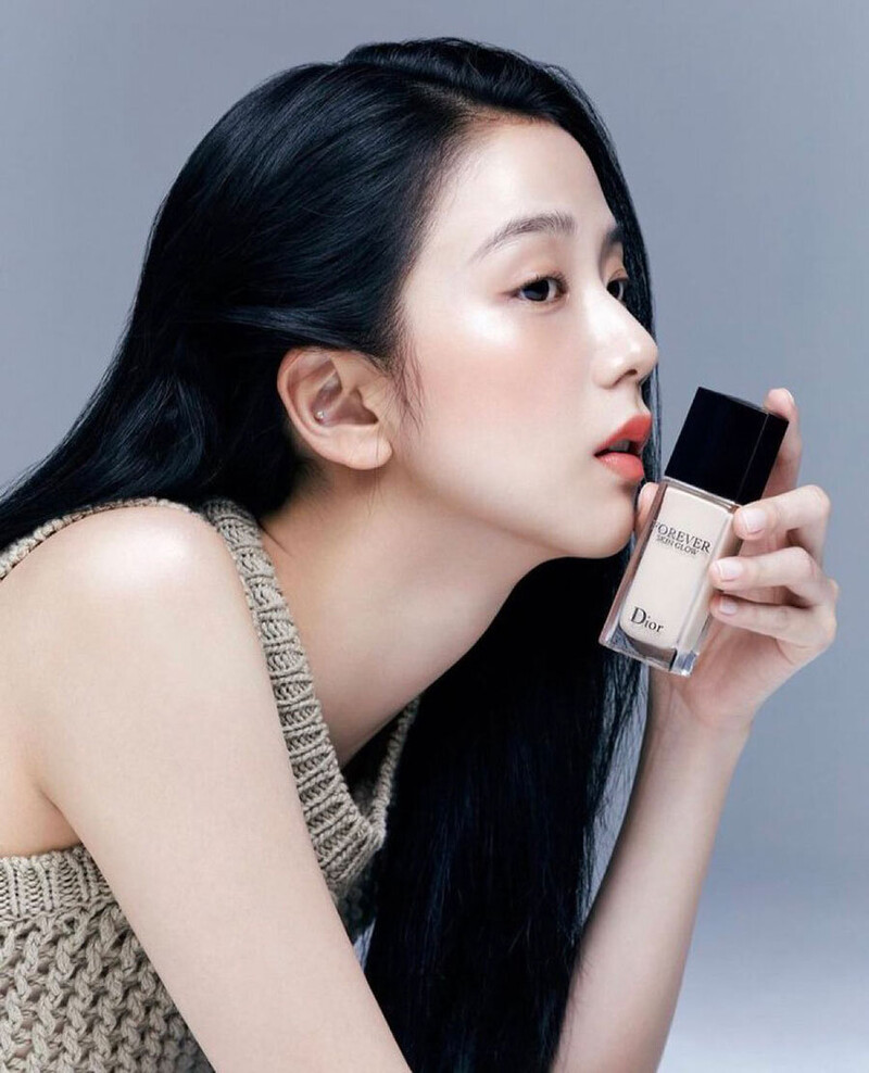 JISOO x Dior Beauty for Marie Claire Korea documents 3