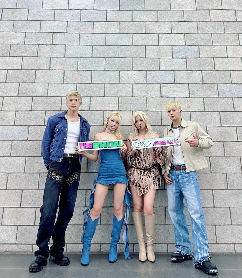 240820 - THE SHOW Twitter Update with KARD documents 3