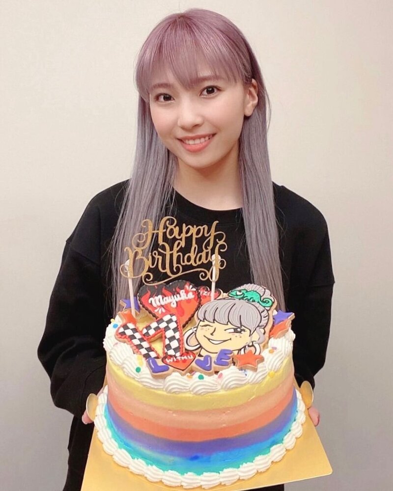 201113 - Mayuka's Instagram Update: Birthday documents 1