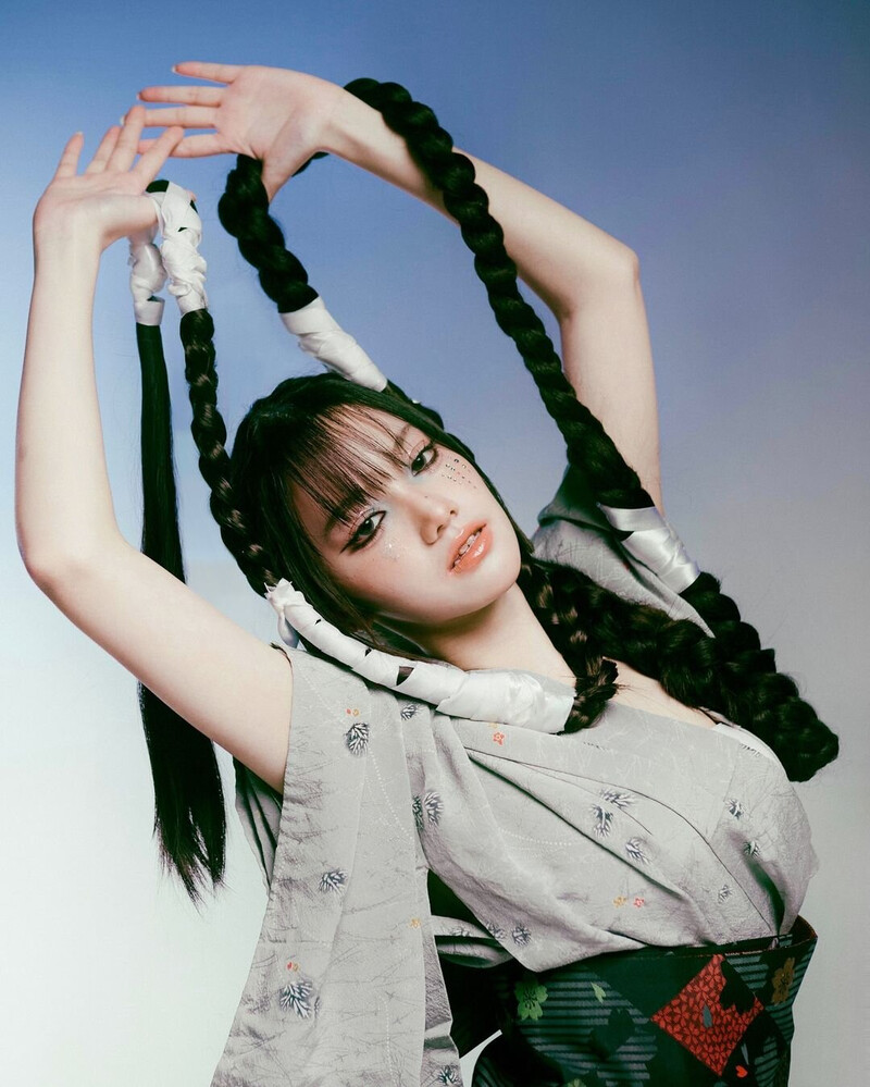 Moa photoshoot by wind documents 7