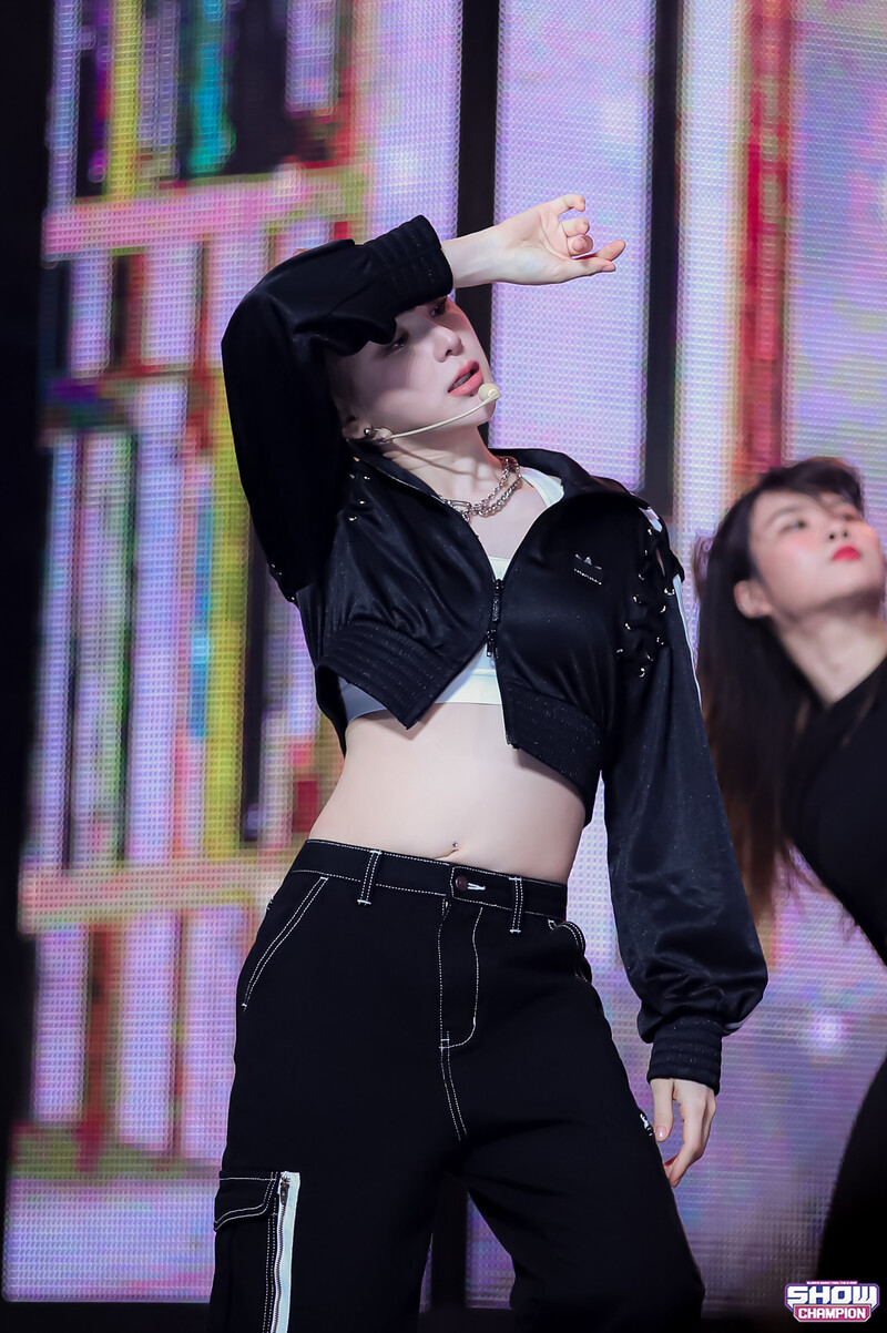 230419 LEE CHAE YEON - 'KNOCK' at Show Champion documents 2