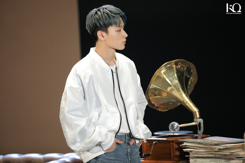 220222 - Naver 022 Seoul Concert VCR shooting Behind Photos documents 16