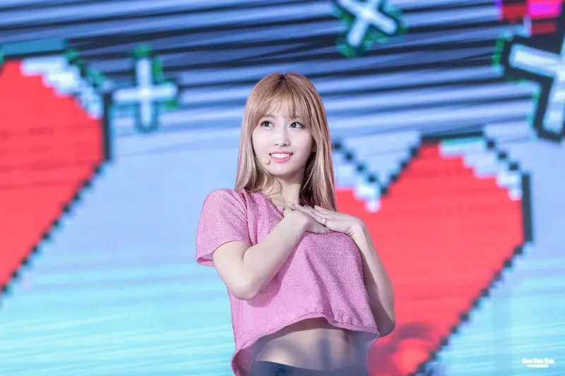 Momo463.jpg