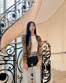 231004 - JISOO Instagram Update