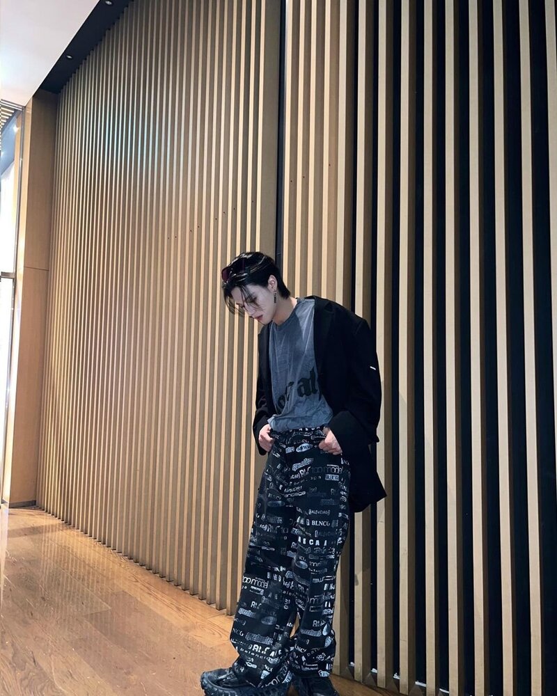 230629 ATEEZ Instagram Update - Wooyoung documents 6